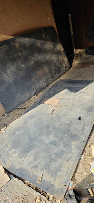 Продам лист металлический