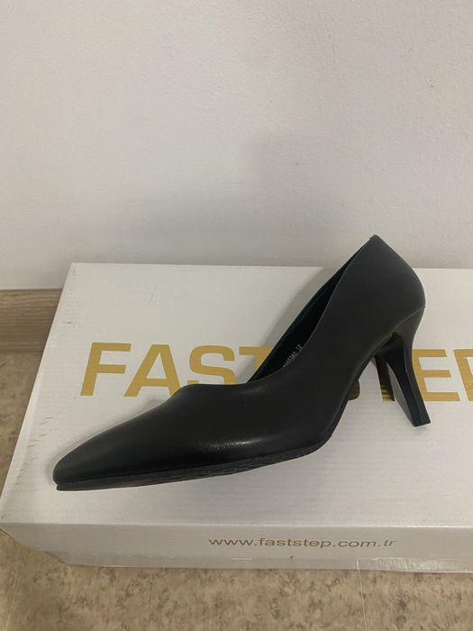 Туфли женские черные