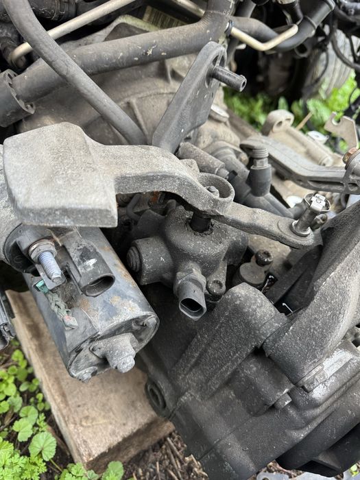 Cutie viteze 6 trepte vw Touran 1.9 BXE