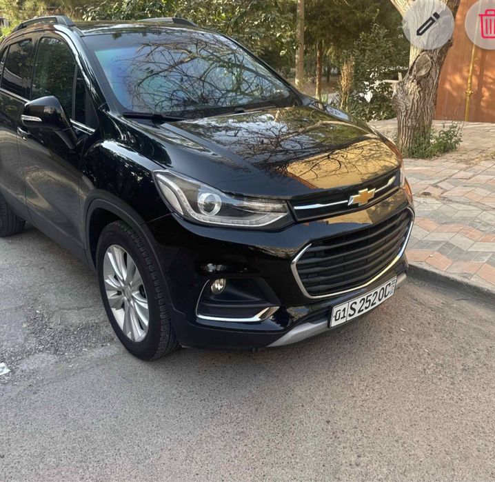 Продается Tracker срочно