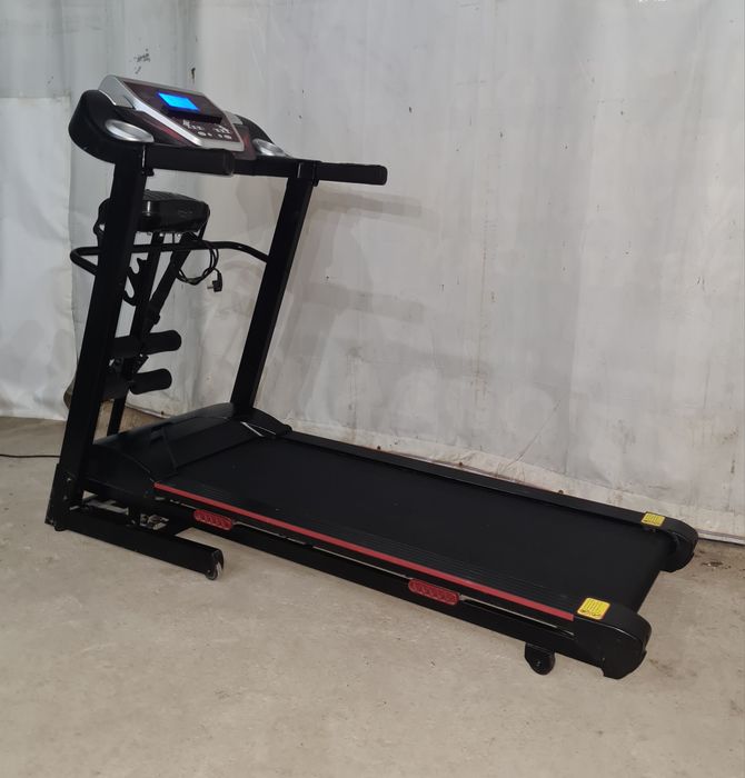 Беговая дорожка двухмоторная