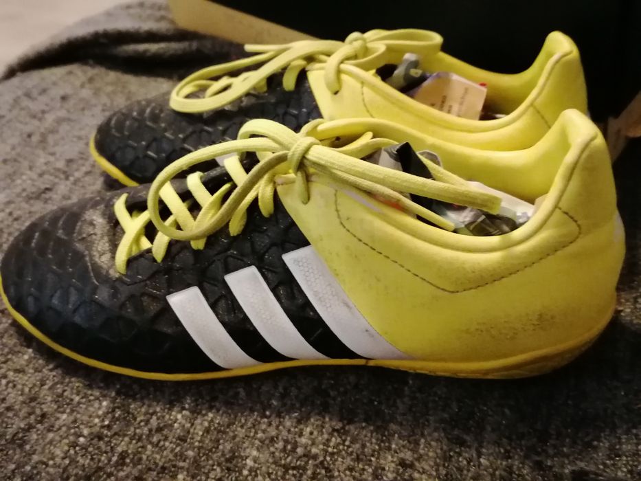 Маратонки Adidas 36 и 37 номер за момче, с лепенки