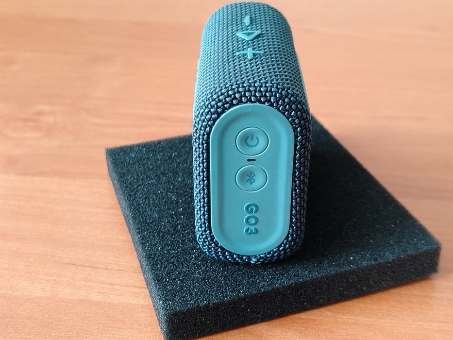 Оригинальная колонка JBL Go 3 (в идеале)