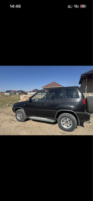 Nissan Mistral 2.7 дизель 4W