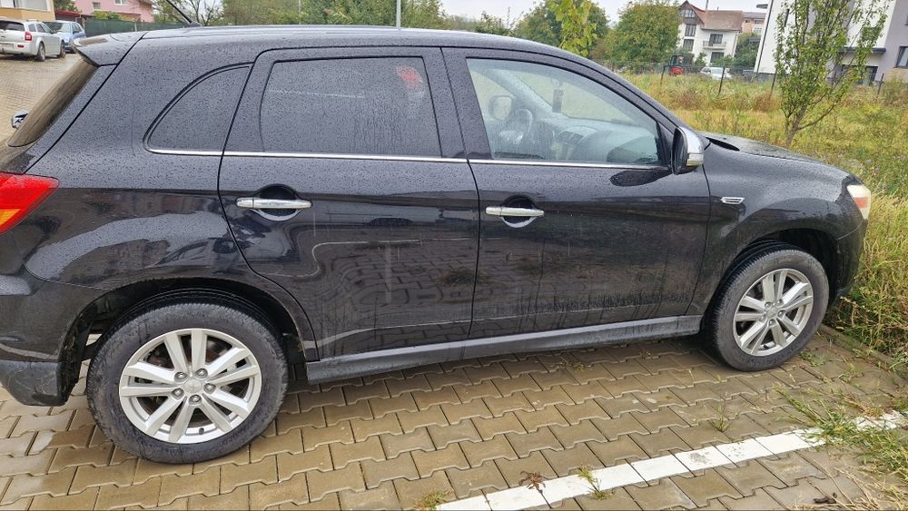MITSUBISHI ASX 2011 — imagine 2