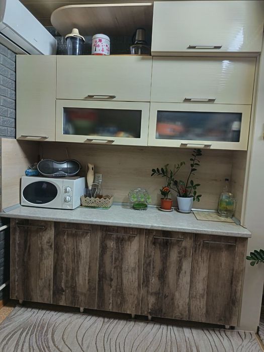 Продаю кв на шахристанском