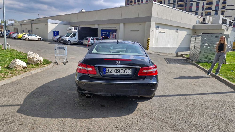 MERCEDES-BENZ E-Class 2009 — imagine 4
