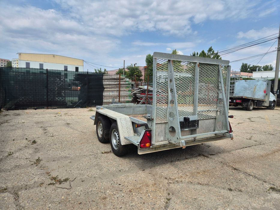 Remorca transport utilaje cu rampa