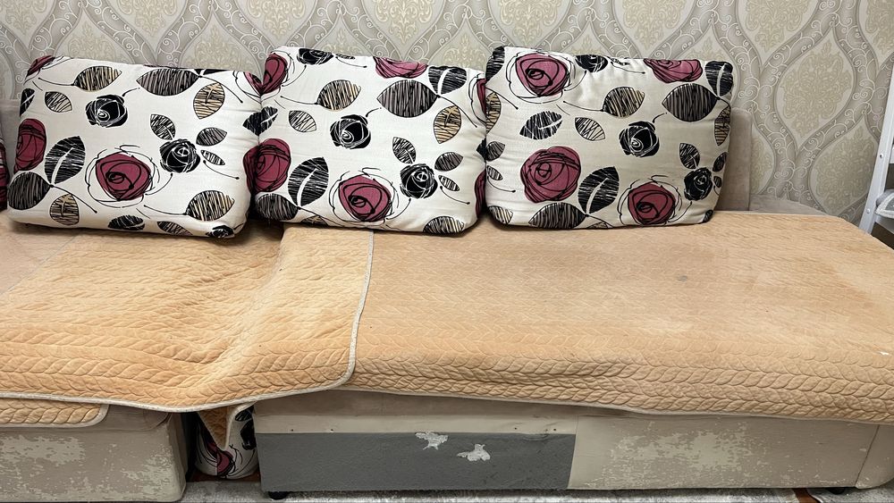 продаю диван 150/155