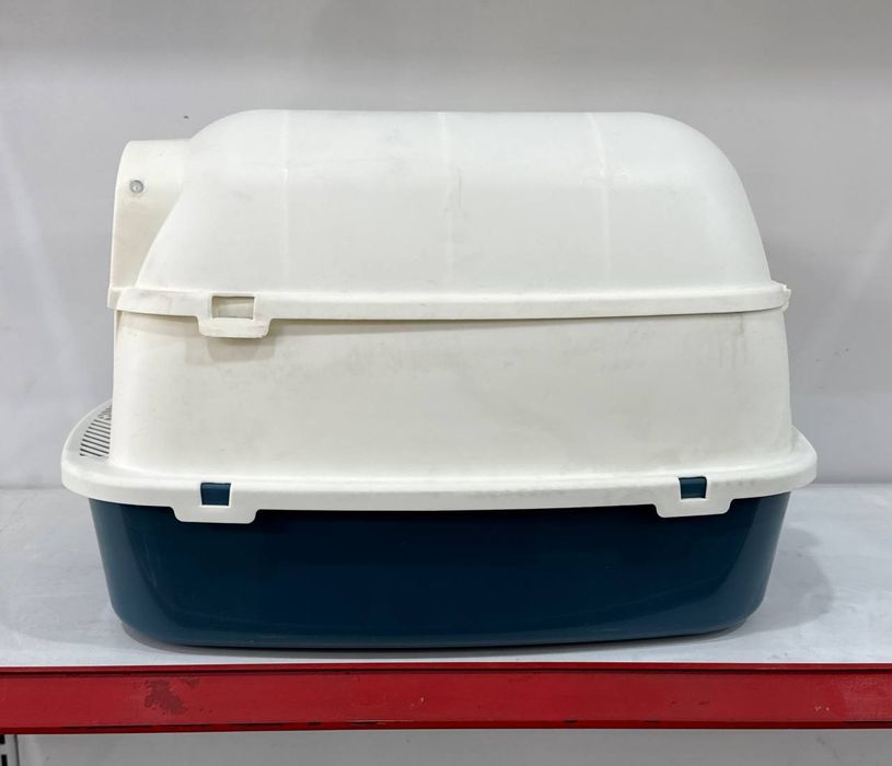 Лоток .Закрытый лоток для кошек и котов.