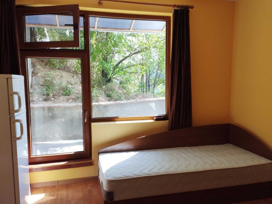 Дава се под наем Двустаен апартамент в Велико Търново, Център - 40 кв.м за 239.7 € - Снимка #1