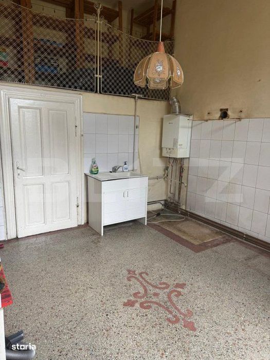 Apartament cu 3 camere, 131 mp, zona Piata Mihai Viteazul
