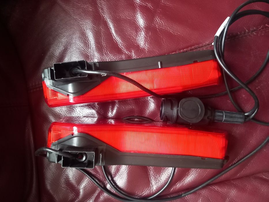 Стопове за багажник за колела захванат за теглич