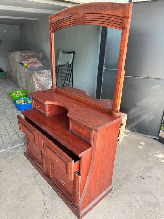 Трюмо для спальни (комод)