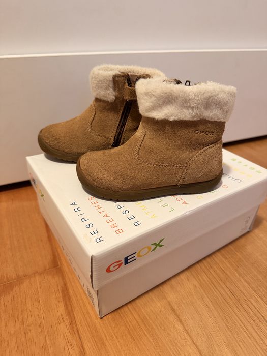 Ghete de iarna Geox din piele intoarsa, marimea 22