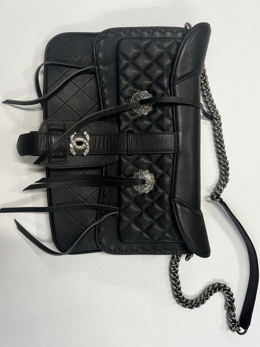 НОВА Оригинална Chanel Dallas Quilted Fringe Messenger Bag