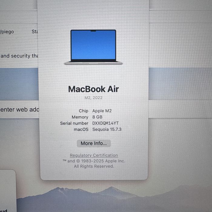 MacBook Air 13.6″ с Apple M2 (2022) в отлично състояние като нов