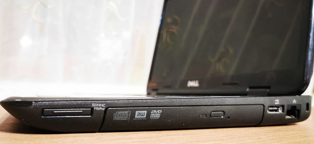 Laptop DELL N5010 - I3 M370 2.4ghz, 4gb ram, 250gb SSD 750 EVO, DVD-RW