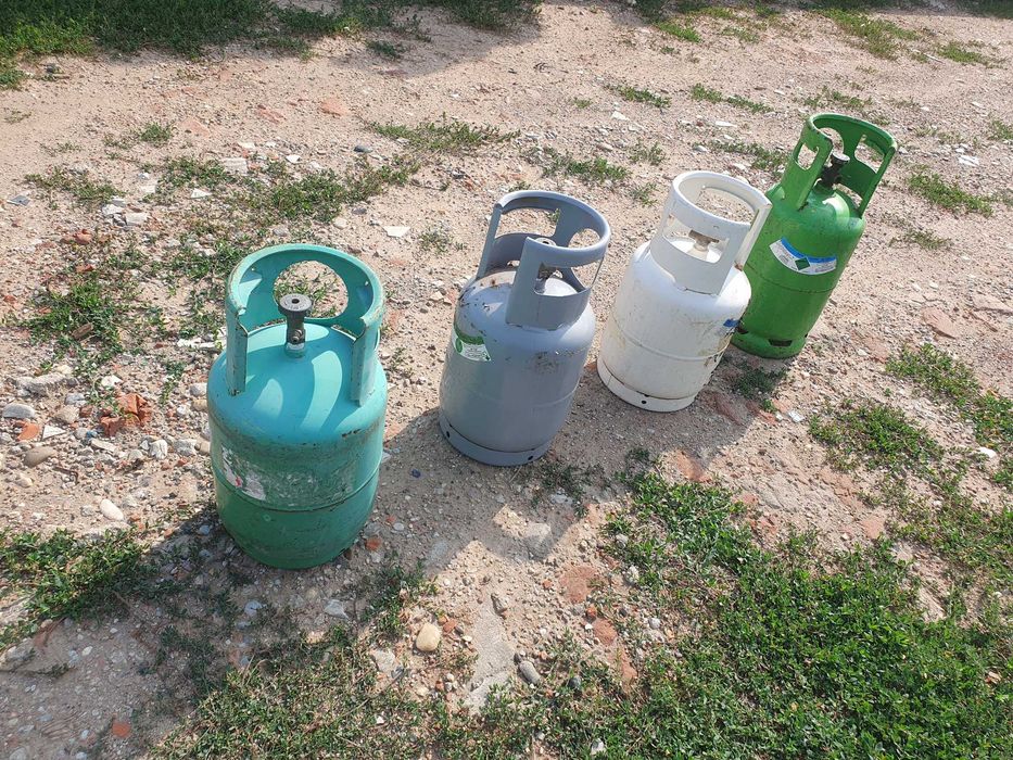 Butelie, butelii, recipient, container freon gol R134, 1234yf, R410