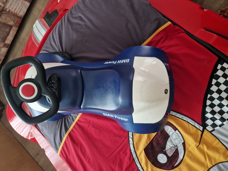 Детска количка за бутане с крака