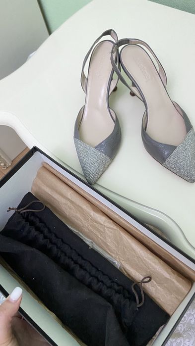 Продам туфли Италия 38 размер! Срочно!