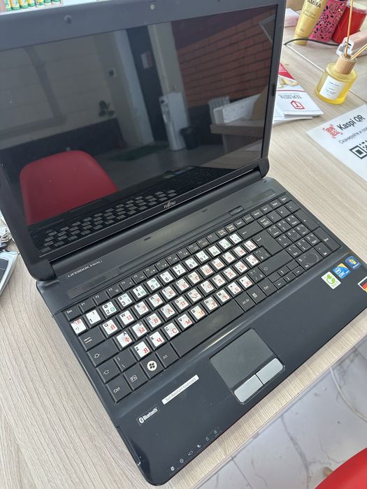 Ноутбук Futjitsu