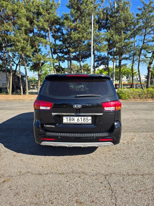 Kia Carnival 2015