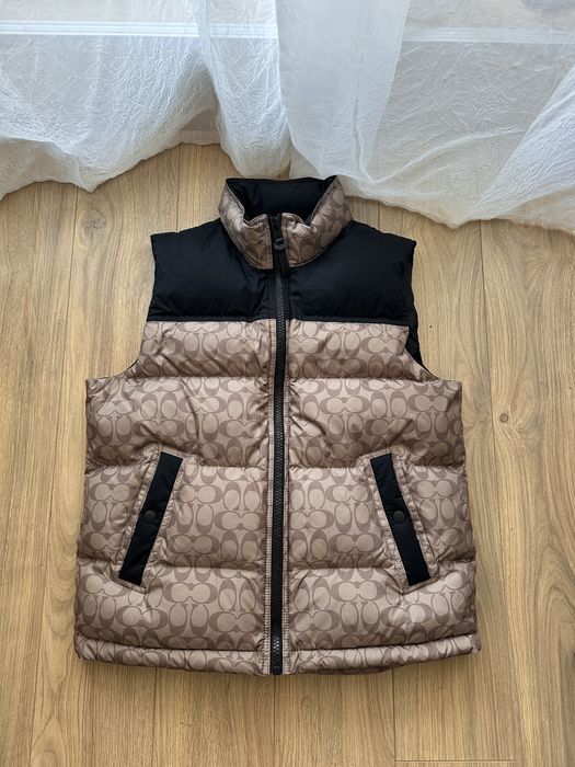 ОРИГИНАЛЕН! Coach дамски елек 100% гъши пух пълнеж размер M