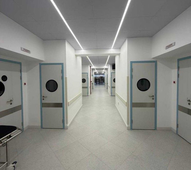 Двери для медицинских и учебных заведений