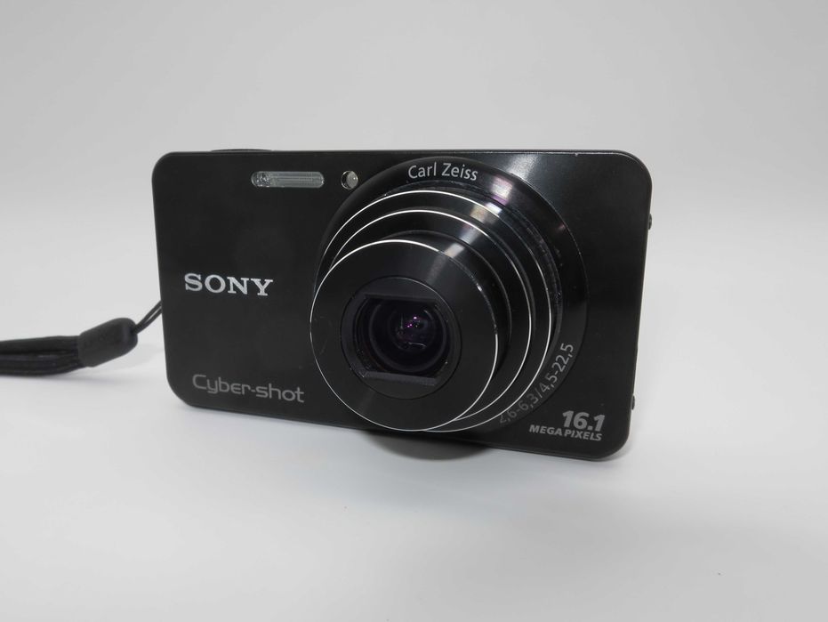 Sony CyberShot W570 ултра компактен цифров фотоапарат, дигитална камера в черен цвят, в отлично състояние, пълен комплект, работи отлично!