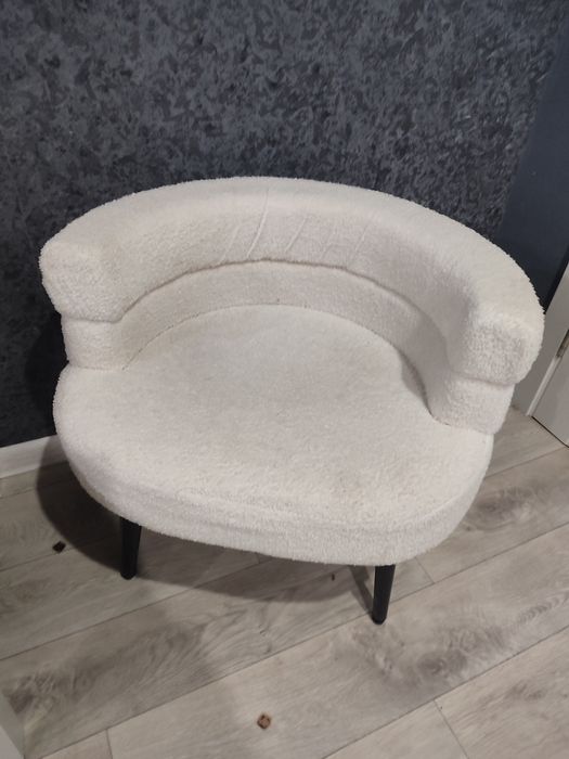 Продам два кресла