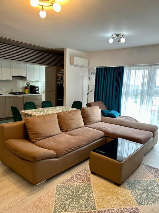 Canapea / Coltar extensibil  Casa Rusu + masa cu sticla securizata