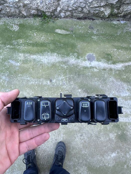 Актуатор /панел за мерцедес а класа