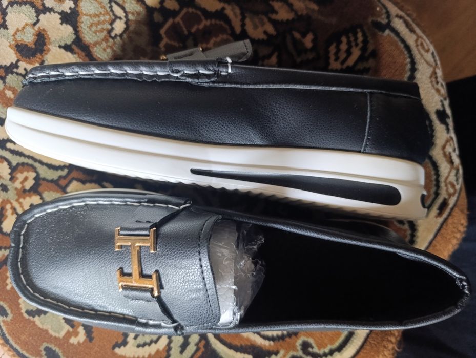 Макасины, кроссовки