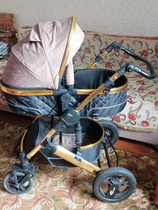 Коляска детская с амортизатором