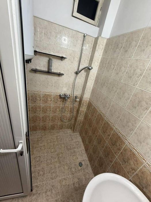 Дава се под наем Четиристаен апартамент в Пловдив, Мараша - 100 кв.м за 511 € - Снимка #6