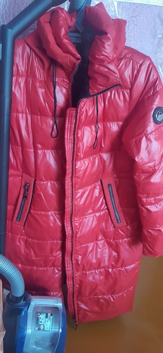Продам зимний пуховик