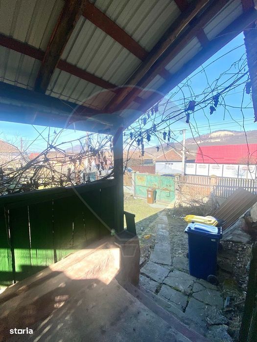 Casă veche de vânzare cu teren mare in Copsa Mica