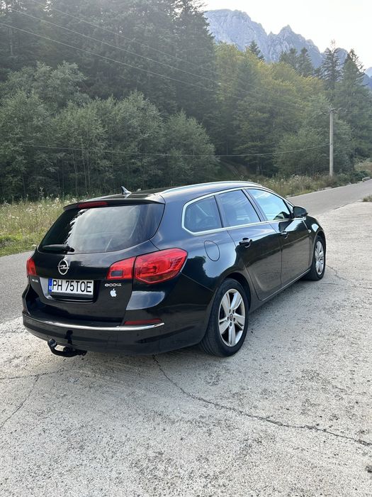 OPEL Astra 2013 — imagine 3