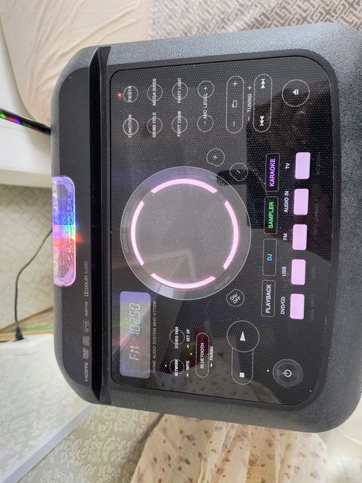 Музыкальный центр Sony MHC-V77DW