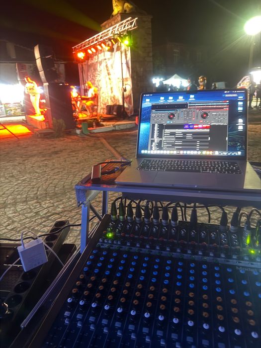 Dj  професионален звук осветление на събития