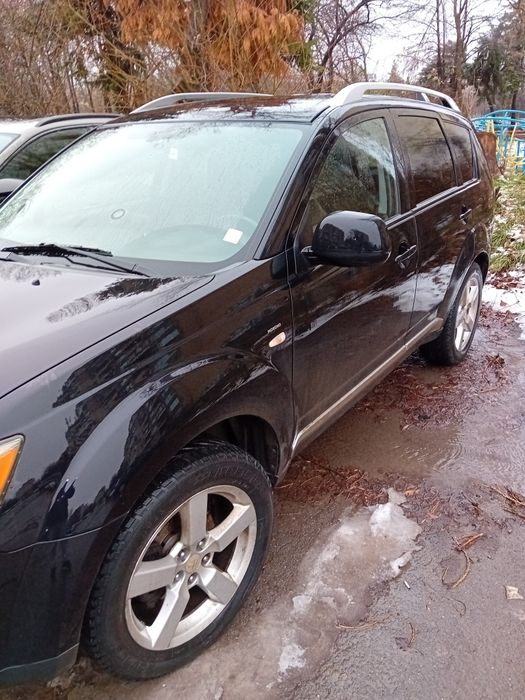 Мицибуши аутлендър 2 4×4