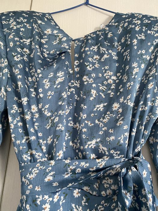 Дизайнерское платье