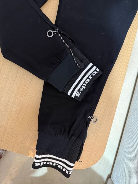 Продавам  дамски спортен панталон!