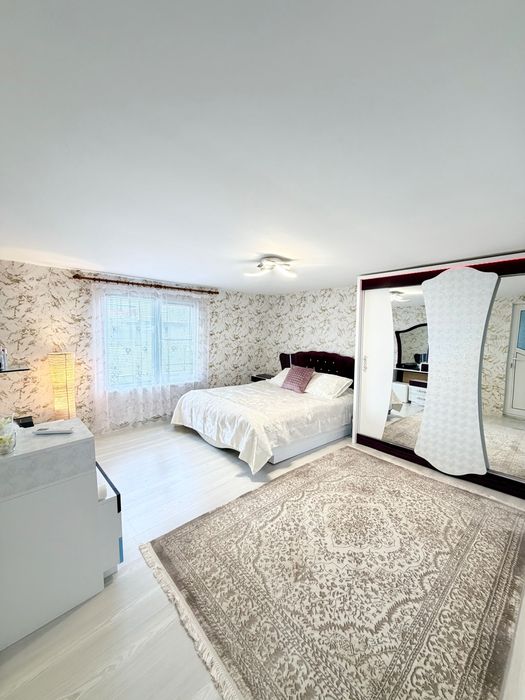 Продава се Къща в Омуртаг - 414 кв.м за 85 €/кв.м - Снимка #8