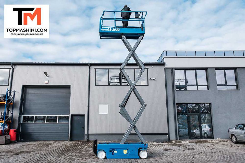 Наем на Ножична вишка Genie GS-2032