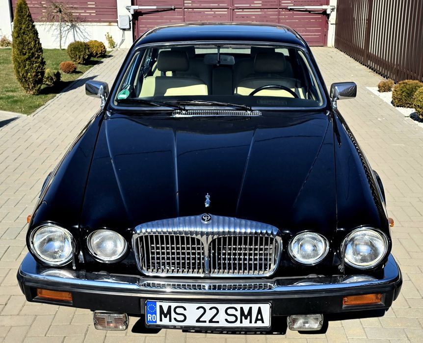 Jaguar XJ Daimler Double Six