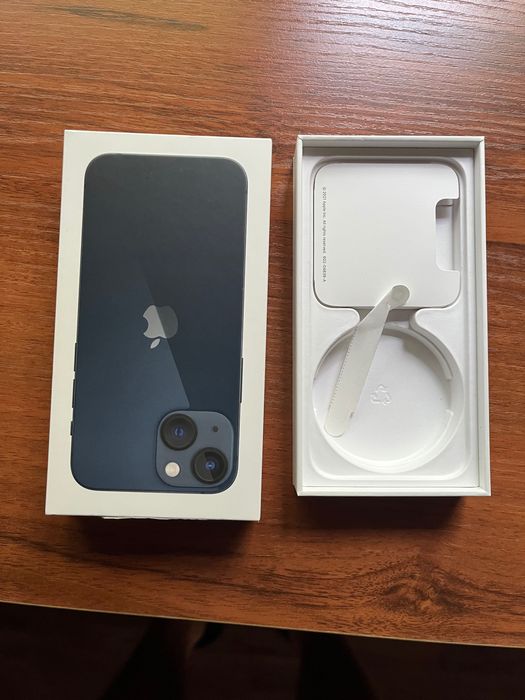 Apple Watch 8-45 LTE ,сапфировое стекло +iPhone 13 mini 256