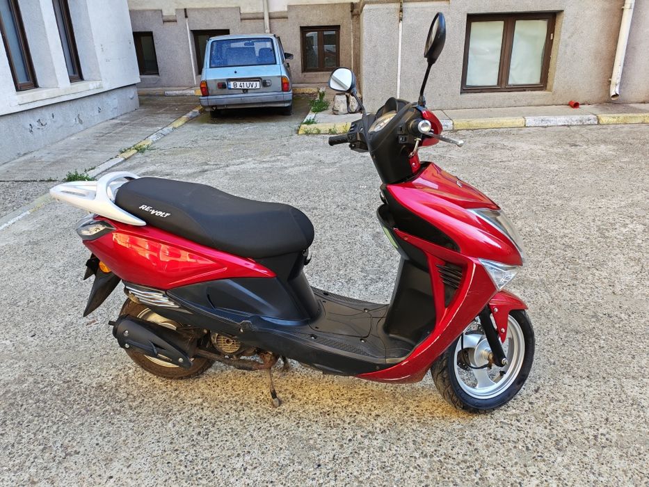 Vand scuter Revolta an 2023