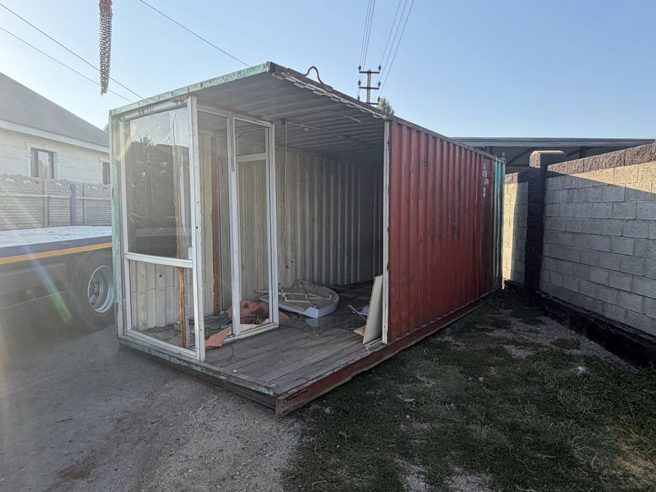 морской контейнер